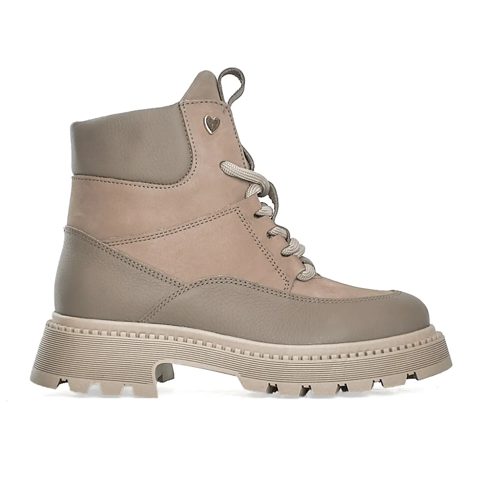  ̳ 240609 (672)   -   . . 37 2024    ,, ,,. .,,Ƴ,Mida, ,  ,  ,  ,   , leather shoes    , ,               , , , , , , , , , , , , , , ,  , ,  ,  ,  ,  ,  ,               